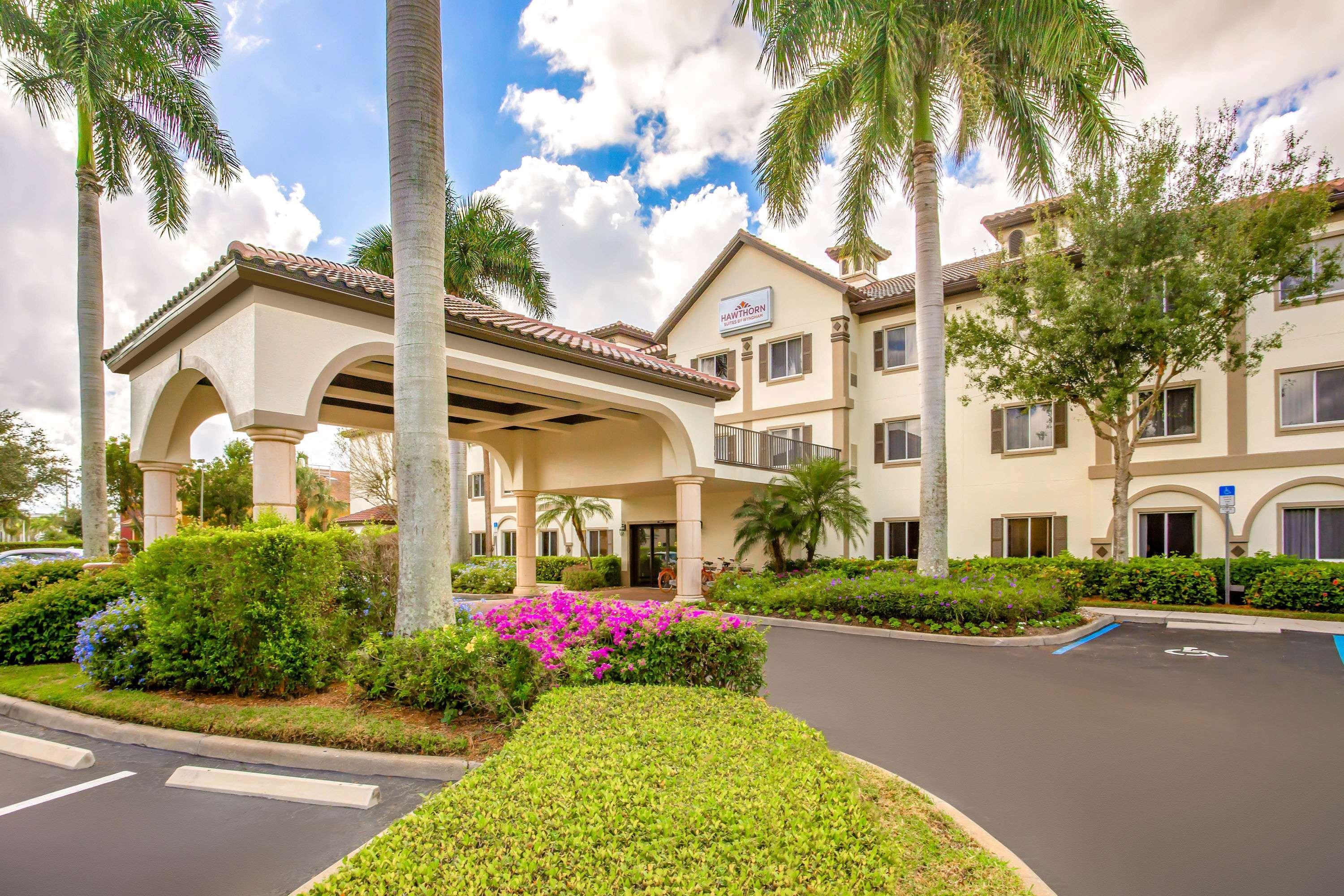 那不勒斯温德姆豪顿套房酒店 North North Naples 外观 照片